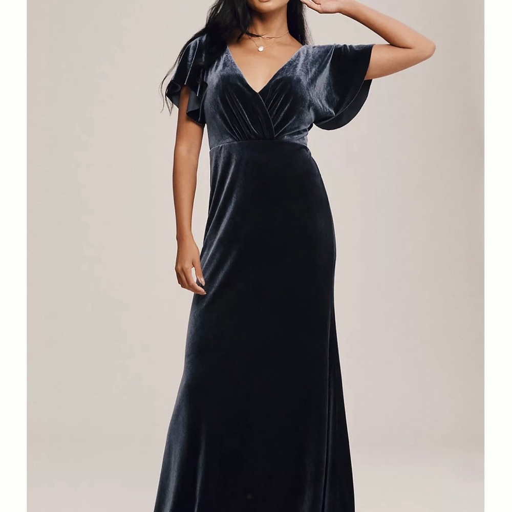 Anthropology- Jenny Yoo Ellis Flutter-Sleeve Open-Back Stretch Velvet Gown. XS